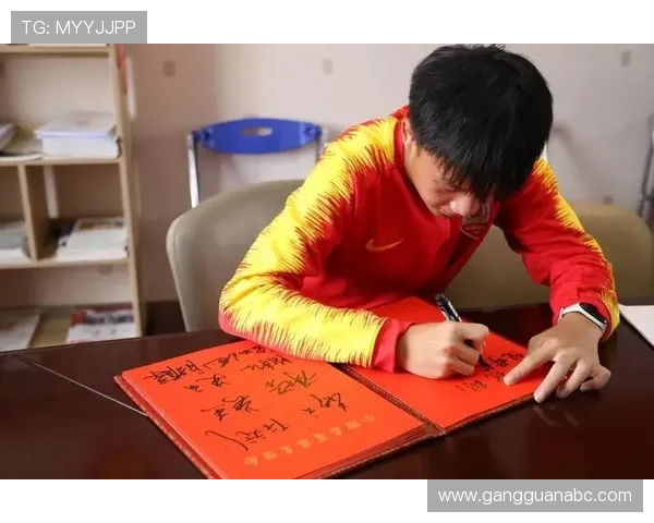 与周磊畅谈足球生涯的点滴与梦想之路